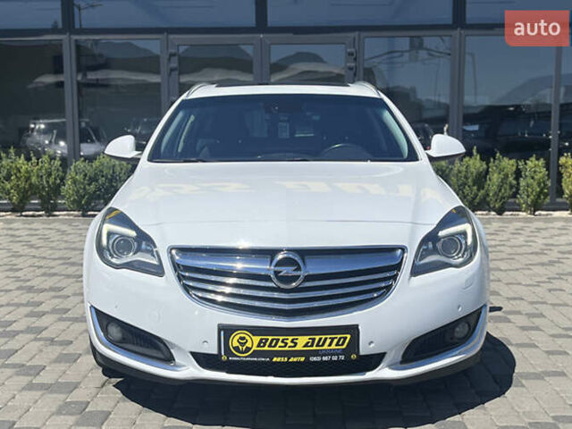 Білий Опель Інсігнія, об'ємом двигуна 2 л та пробігом 334 тис. км за 9150 $, фото 6 на Automoto.ua