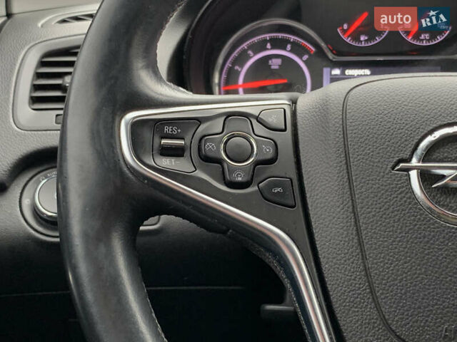 Белый Опель Инсигния, объемом двигателя 2 л и пробегом 179 тыс. км за 9399 $, фото 42 на Automoto.ua