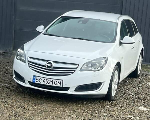 Білий Опель Інсігнія, об'ємом двигуна 2 л та пробігом 191 тис. км за 8200 $, фото 3 на Automoto.ua