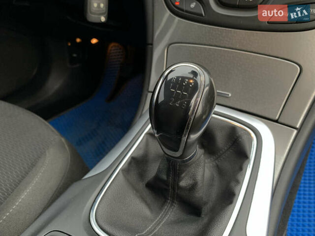 Белый Опель Инсигния, объемом двигателя 2 л и пробегом 179 тыс. км за 9399 $, фото 36 на Automoto.ua