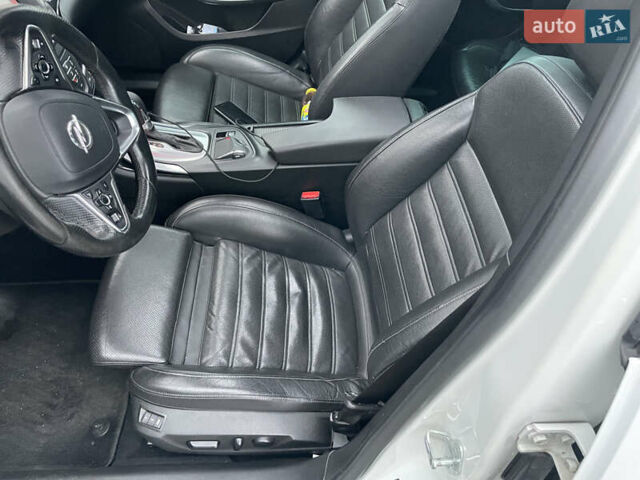 Білий Опель Інсігнія, об'ємом двигуна 1.96 л та пробігом 298 тис. км за 10800 $, фото 27 на Automoto.ua