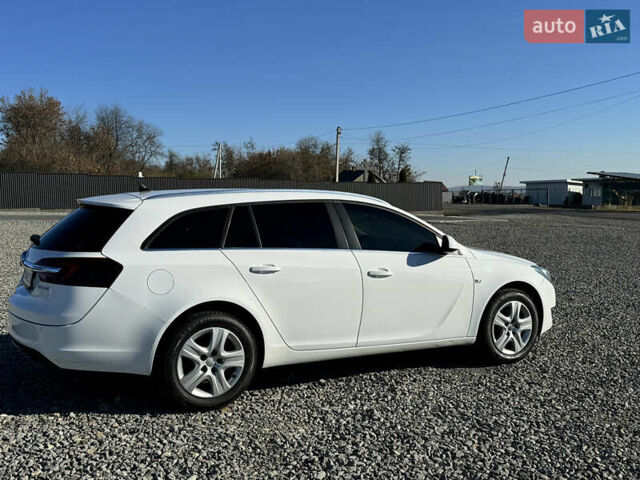 Білий Опель Інсігнія, об'ємом двигуна 1.96 л та пробігом 278 тис. км за 10000 $, фото 28 на Automoto.ua