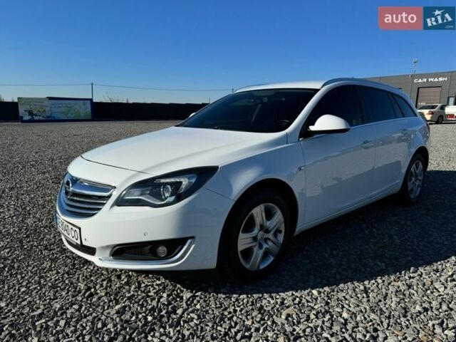 Белый Опель Инсигния, объемом двигателя 1.96 л и пробегом 281 тыс. км за 8400 $, фото 4 на Automoto.ua