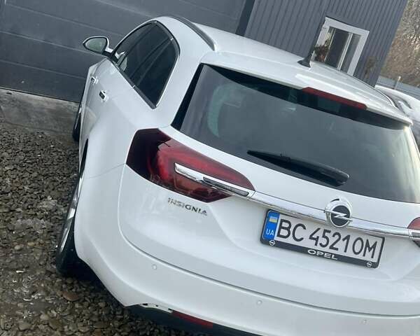 Білий Опель Інсігнія, об'ємом двигуна 2 л та пробігом 191 тис. км за 8200 $, фото 19 на Automoto.ua