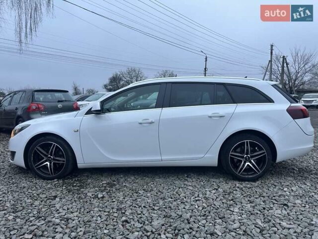 Белый Опель Инсигния, объемом двигателя 2 л и пробегом 288 тыс. км за 8800 $, фото 13 на Automoto.ua