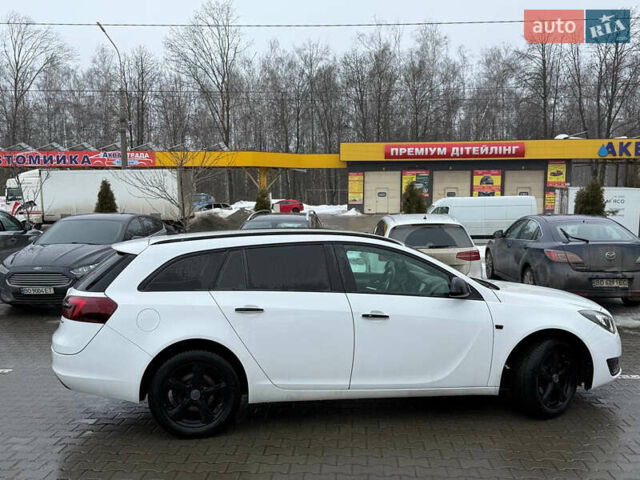 Белый Опель Инсигния, объемом двигателя 1.96 л и пробегом 320 тыс. км за 9300 $, фото 3 на Automoto.ua