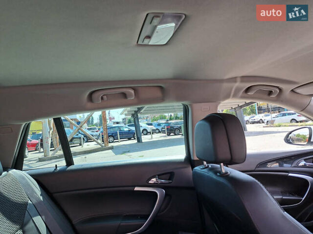 Белый Опель Инсигния, объемом двигателя 1.96 л и пробегом 204 тыс. км за 9700 $, фото 11 на Automoto.ua