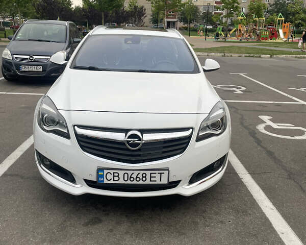 Белый Опель Инсигния, объемом двигателя 2 л и пробегом 195 тыс. км за 15200 $, фото 18 на Automoto.ua