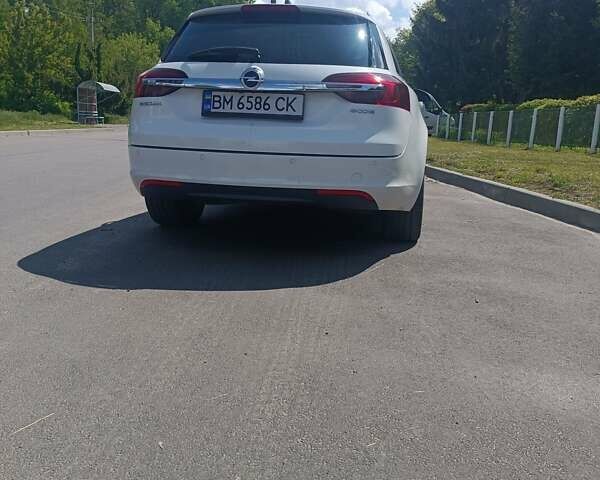 Белый Опель Инсигния, объемом двигателя 1.6 л и пробегом 170 тыс. км за 9900 $, фото 1 на Automoto.ua