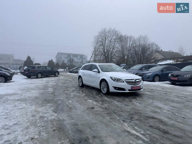 Білий Опель Інсігнія, об'ємом двигуна 2 л та пробігом 230 тис. км за 9600 $, фото 2 на Automoto.ua
