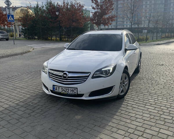 Білий Опель Інсігнія, об'ємом двигуна 1.96 л та пробігом 264 тис. км за 8700 $, фото 1 на Automoto.ua
