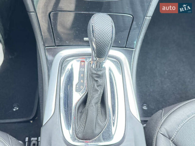 Белый Опель Инсигния, объемом двигателя 2 л и пробегом 248 тыс. км за 10650 $, фото 59 на Automoto.ua