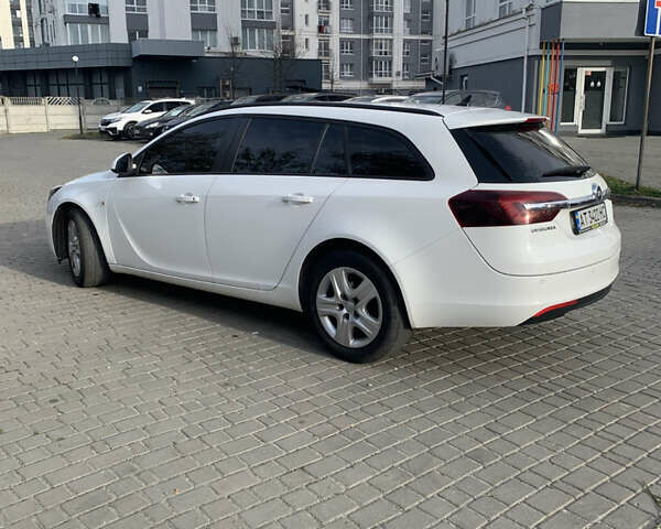 Білий Опель Інсігнія, об'ємом двигуна 1.96 л та пробігом 264 тис. км за 8700 $, фото 7 на Automoto.ua