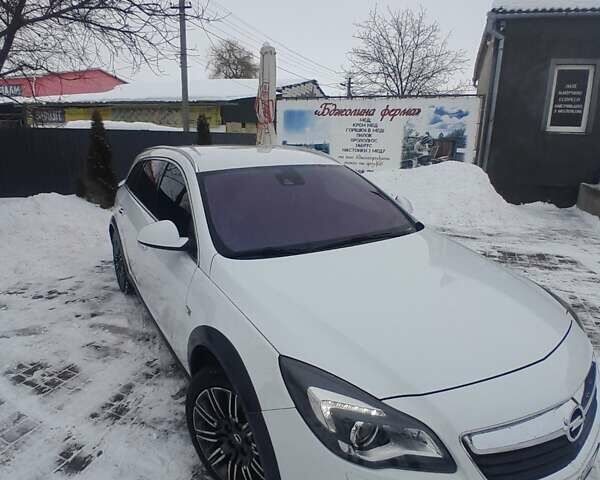 Білий Опель Інсігнія, об'ємом двигуна 1.96 л та пробігом 226 тис. км за 11100 $, фото 4 на Automoto.ua