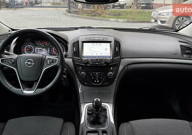 Белый Опель Инсигния, объемом двигателя 1.96 л и пробегом 241 тыс. км за 9800 $, фото 38 на Automoto.ua