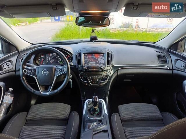Белый Опель Инсигния, объемом двигателя 2 л и пробегом 248 тыс. км за 9650 $, фото 26 на Automoto.ua
