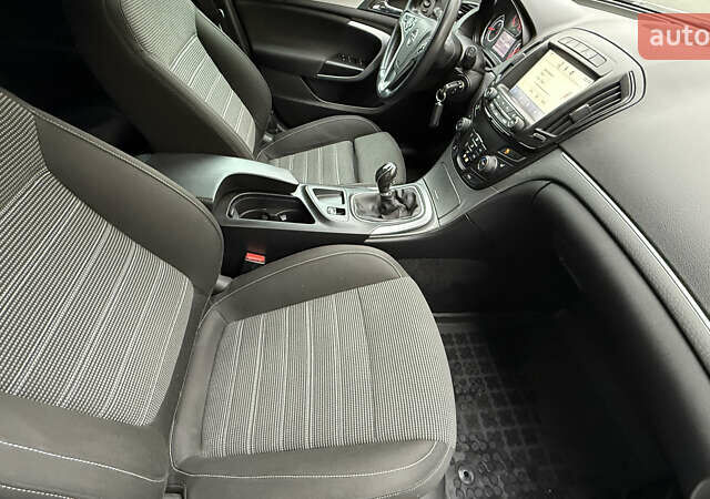 Белый Опель Инсигния, объемом двигателя 1.96 л и пробегом 241 тыс. км за 9800 $, фото 54 на Automoto.ua