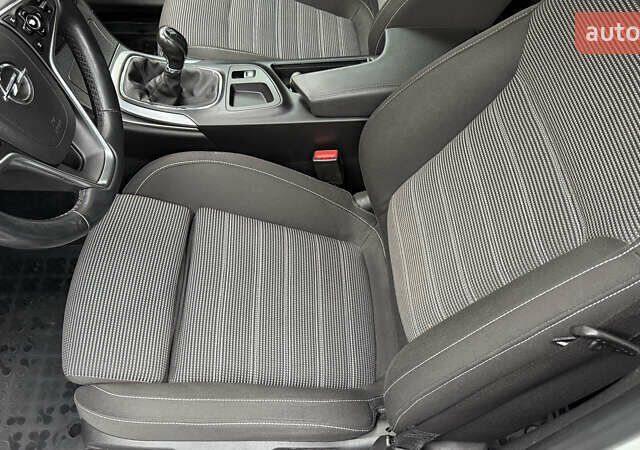 Белый Опель Инсигния, объемом двигателя 1.96 л и пробегом 241 тыс. км за 9800 $, фото 31 на Automoto.ua