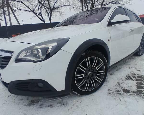 Білий Опель Інсігнія, об'ємом двигуна 1.96 л та пробігом 226 тис. км за 11100 $, фото 27 на Automoto.ua