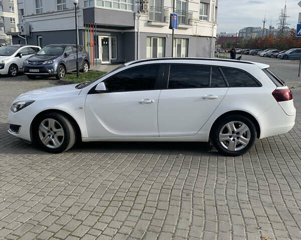 Білий Опель Інсігнія, об'ємом двигуна 1.96 л та пробігом 264 тис. км за 8700 $, фото 6 на Automoto.ua