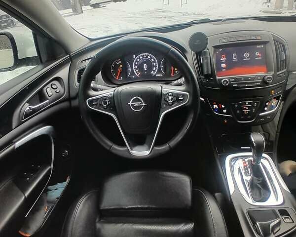 Білий Опель Інсігнія, об'ємом двигуна 1.96 л та пробігом 226 тис. км за 11100 $, фото 15 на Automoto.ua