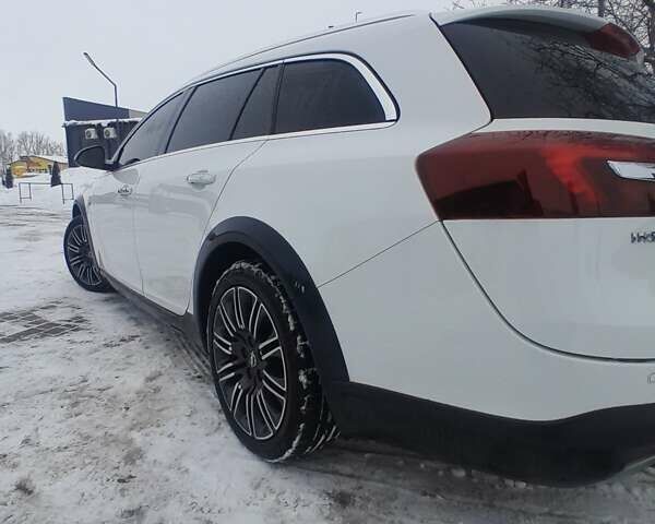 Білий Опель Інсігнія, об'ємом двигуна 1.96 л та пробігом 226 тис. км за 11100 $, фото 7 на Automoto.ua