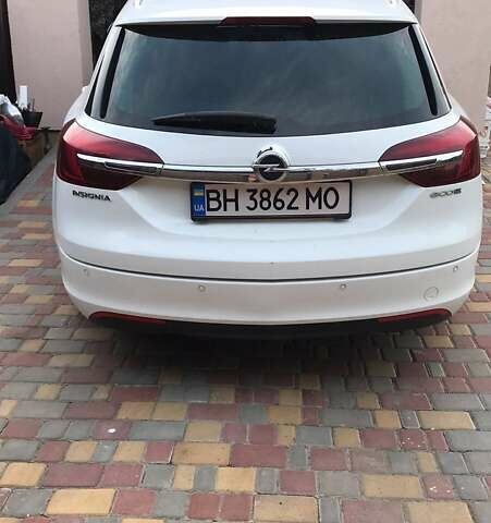 Білий Опель Інсігнія, об'ємом двигуна 1.96 л та пробігом 290 тис. км за 9900 $, фото 2 на Automoto.ua