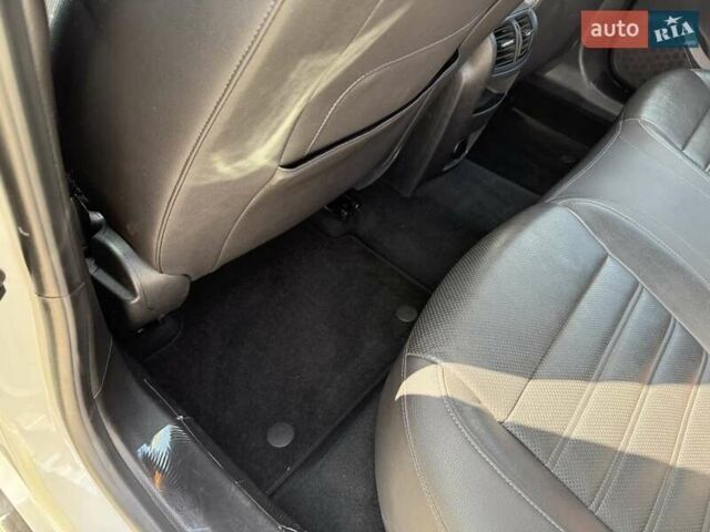 Белый Опель Инсигния, объемом двигателя 1.96 л и пробегом 295 тыс. км за 12000 $, фото 10 на Automoto.ua