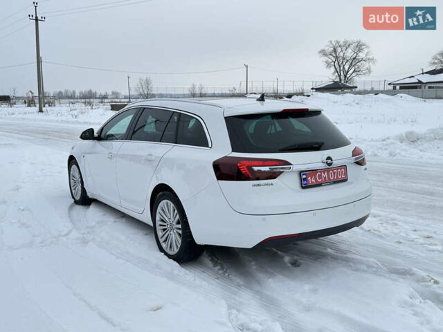 Белый Опель Инсигния, объемом двигателя 2 л и пробегом 248 тыс. км за 10650 $, фото 7 на Automoto.ua