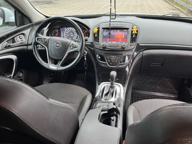 Білий Опель Інсігнія, об'ємом двигуна 2 л та пробігом 279 тис. км за 11700 $, фото 6 на Automoto.ua