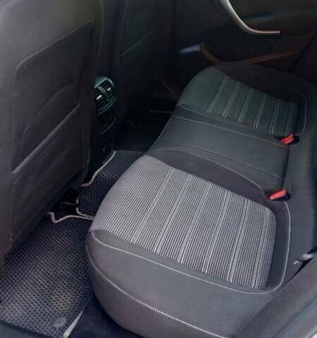 Белый Опель Инсигния, объемом двигателя 1.6 л и пробегом 170 тыс. км за 9900 $, фото 17 на Automoto.ua