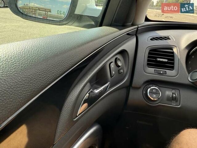 Белый Опель Инсигния, объемом двигателя 1.96 л и пробегом 295 тыс. км за 12000 $, фото 22 на Automoto.ua