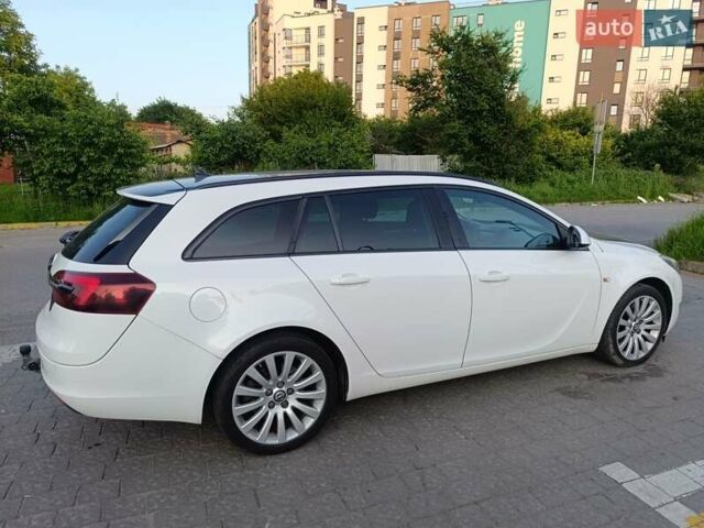 Белый Опель Инсигния, объемом двигателя 2 л и пробегом 248 тыс. км за 9650 $, фото 10 на Automoto.ua