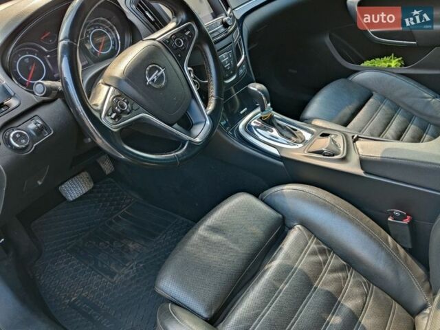 Белый Опель Инсигния, объемом двигателя 1.96 л и пробегом 231 тыс. км за 11500 $, фото 6 на Automoto.ua