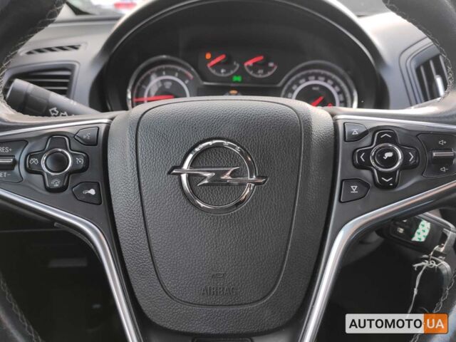 Белый Опель Инсигния, объемом двигателя 2 л и пробегом 243 тыс. км за 9450 $, фото 12 на Automoto.ua