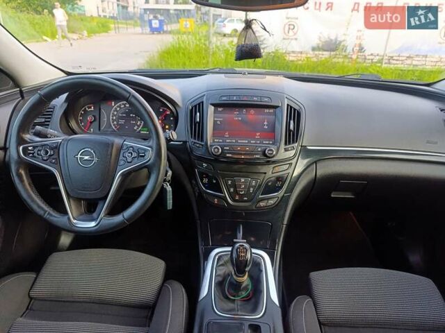 Белый Опель Инсигния, объемом двигателя 2 л и пробегом 248 тыс. км за 9650 $, фото 25 на Automoto.ua