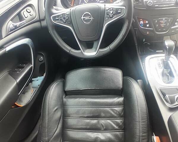 Білий Опель Інсігнія, об'ємом двигуна 1.96 л та пробігом 226 тис. км за 11100 $, фото 12 на Automoto.ua