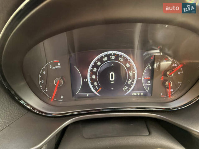 Білий Опель Інсігнія, об'ємом двигуна 2 л та пробігом 221 тис. км за 11600 $, фото 19 на Automoto.ua