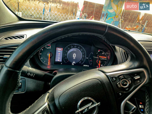 Белый Опель Инсигния, объемом двигателя 1.96 л и пробегом 290 тыс. км за 11200 $, фото 5 на Automoto.ua