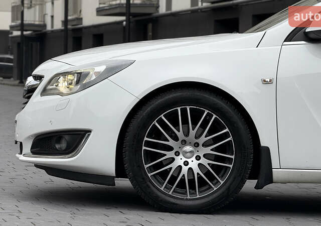 Белый Опель Инсигния, объемом двигателя 1.96 л и пробегом 241 тыс. км за 9800 $, фото 15 на Automoto.ua