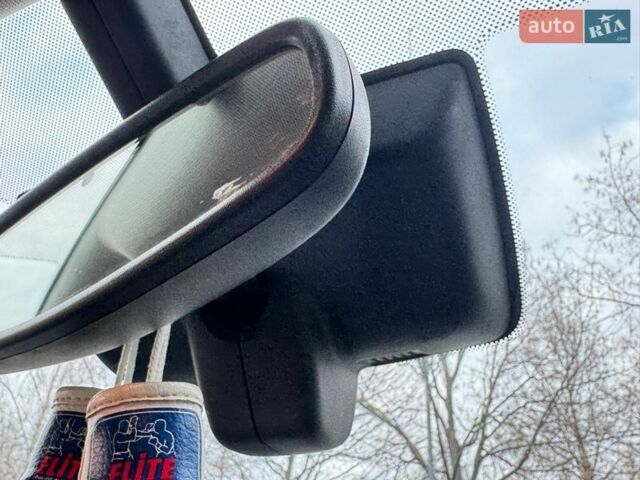 Белый Опель Инсигния, объемом двигателя 2 л и пробегом 248 тыс. км за 11200 $, фото 54 на Automoto.ua