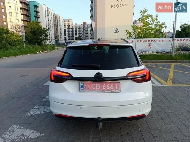 Белый Опель Инсигния, объемом двигателя 2 л и пробегом 248 тыс. км за 9650 $, фото 8 на Automoto.ua