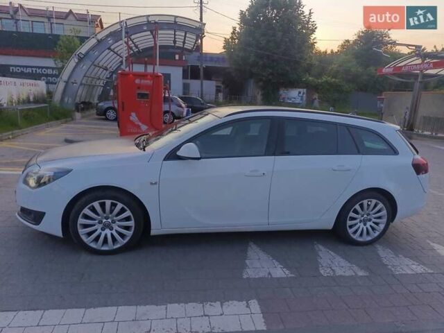 Белый Опель Инсигния, объемом двигателя 2 л и пробегом 248 тыс. км за 9650 $, фото 5 на Automoto.ua