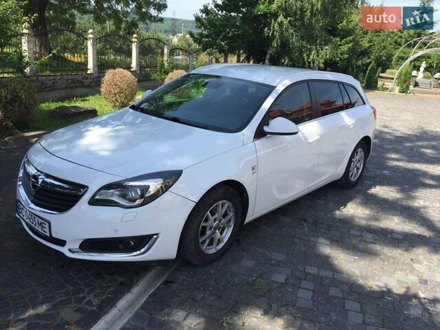 Белый Опель Инсигния, объемом двигателя 1.6 л и пробегом 220 тыс. км за 11500 $, фото 5 на Automoto.ua