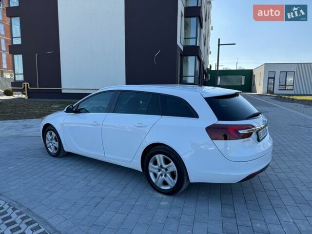 Білий Опель Інсігнія, об'ємом двигуна 1.6 л та пробігом 288 тис. км за 8300 $, фото 3 на Automoto.ua