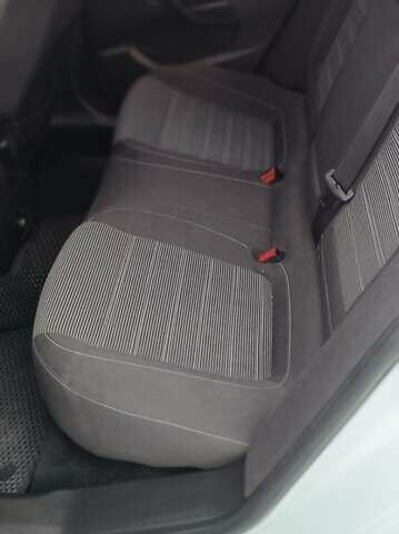 Білий Опель Інсігнія, об'ємом двигуна 1.6 л та пробігом 227 тис. км за 9500 $, фото 15 на Automoto.ua