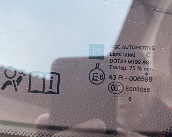 Белый Опель Инсигния, объемом двигателя 1.96 л и пробегом 180 тыс. км за 14350 $, фото 25 на Automoto.ua