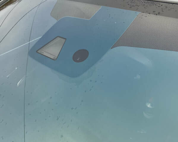 Белый Опель Инсигния, объемом двигателя 1.96 л и пробегом 180 тыс. км за 14350 $, фото 29 на Automoto.ua