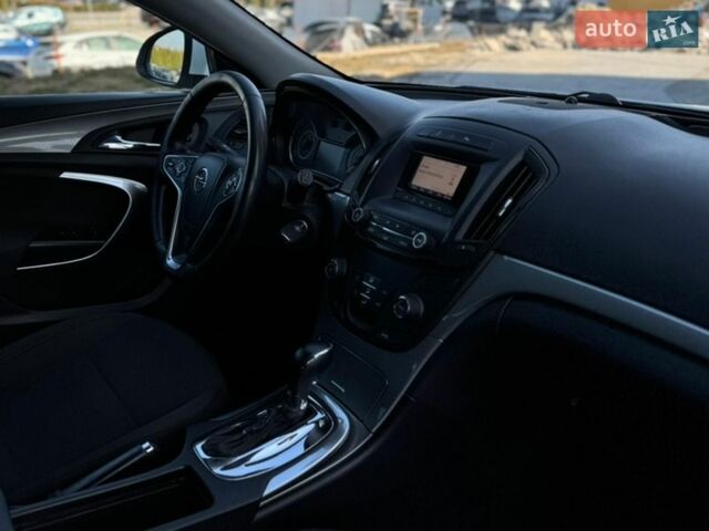 Білий Опель Інсігнія, об'ємом двигуна 1.6 л та пробігом 288 тис. км за 7750 $, фото 11 на Automoto.ua