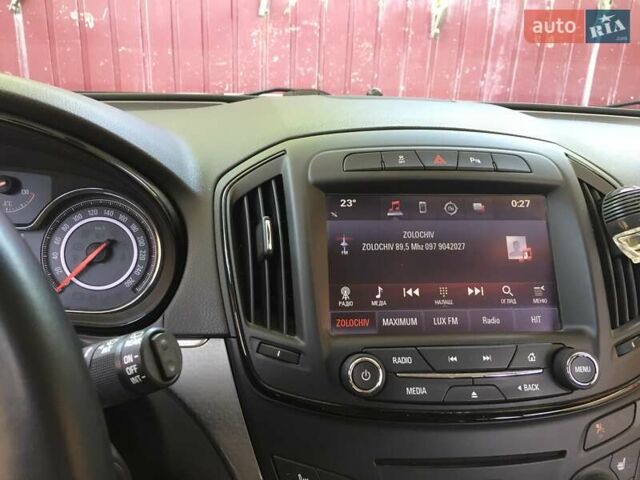 Белый Опель Инсигния, объемом двигателя 1.6 л и пробегом 220 тыс. км за 11500 $, фото 8 на Automoto.ua